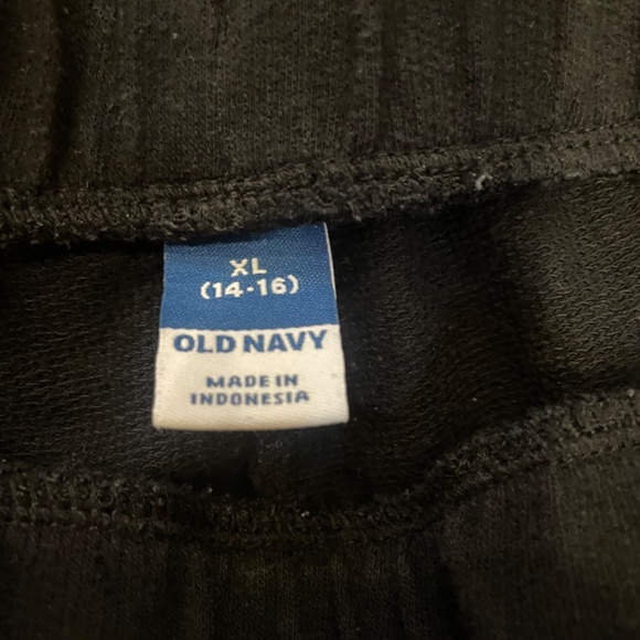 Old Navy Girl’s Cheer Shorts Size XL(14-16), set of 3 in Black, Gray and Pink - Picture 5 of 11